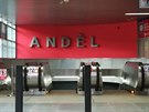 Po devtimsn rekonstrukci se otevel vstup ze stanice metra Andl (11....