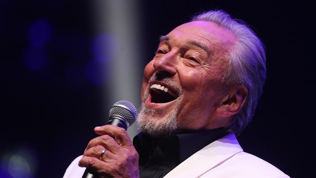 Karel Gott 12. června 2018 v pražské O2 areně Karel Gott 12. června 2018 v pražské O2 areně