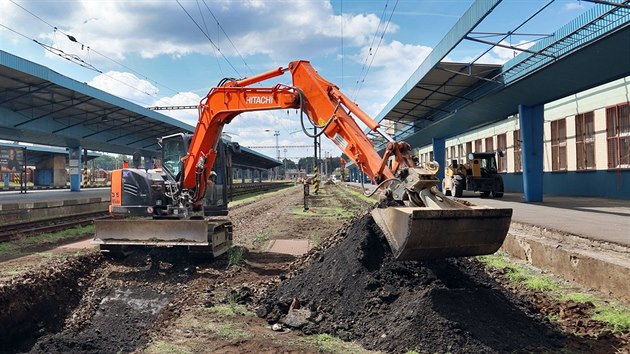 V Chebu zaala rekonstrukce vlakovho ndra za pl miliardy korun.