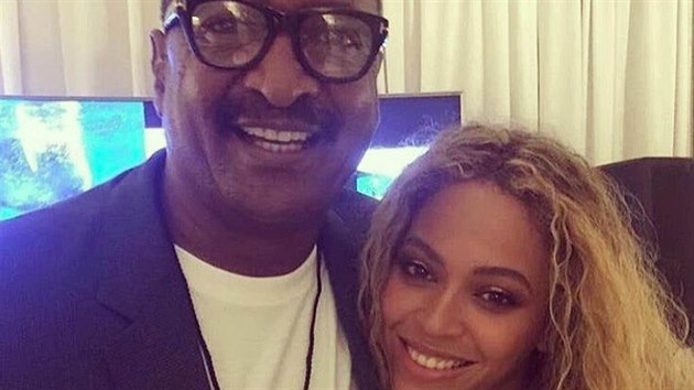 Zpvaka Beyonc a jej otec Matthew Knowles