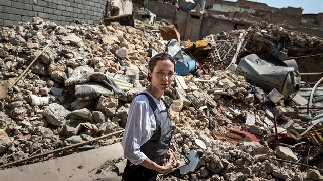 Angelina Jolie navtvila Mosul. (16. ervna 2018)