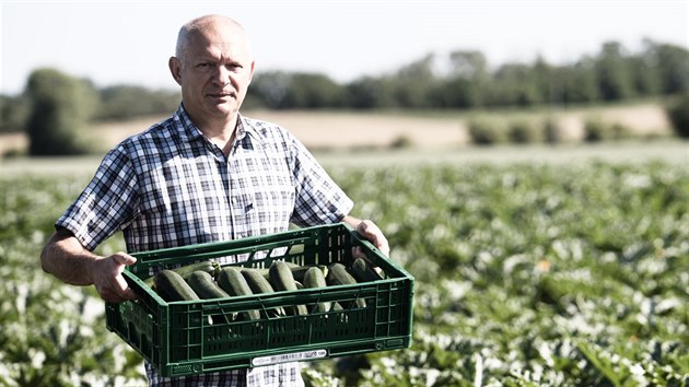 Petr Hanka, zelináská firma Hanka Mochov