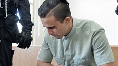 Jiří Rigó před pražským vrchním soudem. Jiří Rigó před pražským vrchním soudem.