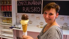 Ivana Jablonovská vymyslela na čtyři sta druhů zmrzlin. Ty nejoblíbenější má... Ivana Jablonovská vymyslela na čtyři sta druhů zmrzlin. Ty nejoblíbenější má...