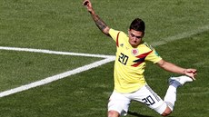 Záloník Juan Fernando Quintero stílí gól v utkání proti Japonsku z pímého...