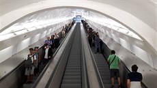 Eskalátory ve stanici metra Andl