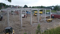 První brodský hobbymarket roste u viaduktu v Lidické ulici. Má u něj být... První brodský hobbymarket roste u viaduktu v Lidické ulici. Má u něj být...