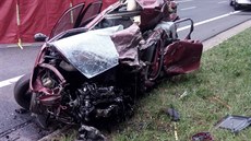 Při tragické nehodě u Pomezí nad Ohří zemřel mladý řidič. Při tragické nehodě u Pomezí nad Ohří zemřel mladý řidič.