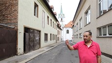Lidé se bojí, že v rozsáhlém domě v Trmicích bude ubytovna pro sociálně slabé.... Lidé se bojí, že v rozsáhlém domě v Trmicích bude ubytovna pro sociálně slabé....