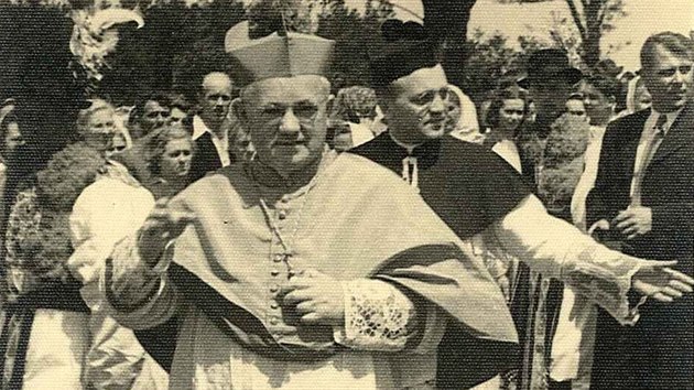 arcibiskup Josef Karel Matocha na archivním snímku arcibiskup Josef Karel Matocha na archivním snímku