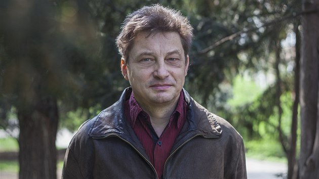 Díky peritoneální dialýze chodím nadále do práce, věnuji se sportovním... Díky peritoneální dialýze chodím nadále do práce, věnuji se sportovním...