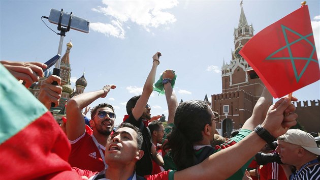 Marot fanouci se v Moskv pipravuj na zpas skupiny B proti Portugalsku.