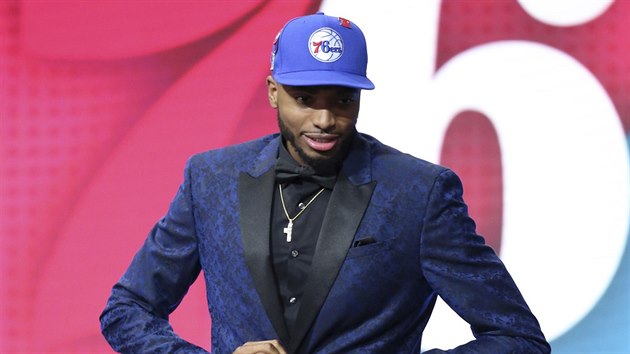 Mikal Bridges si jet mysl, e si zahraje za Philadelphii. Nakonec ho Sixers poslali do Phoenixu.