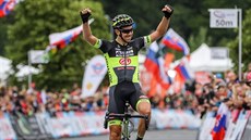 Josef Černý ze stáje Elkov Author slaví prvenství na republikovém šampionátu v... Josef Černý ze stáje Elkov Author slaví prvenství na republikovém šampionátu v...