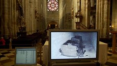 Nedestruktivní průzkum staré královské hrobky pod kněžištěm pražské katedrály... Nedestruktivní průzkum staré královské hrobky pod kněžištěm pražské katedrály...