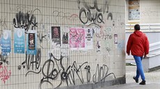 Ústí plánuje snížit počet reklamních ploch v centru. Ústí plánuje snížit počet reklamních ploch v centru.