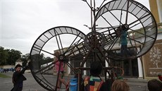 Festival je pro malé i velké. Pohrají si všichni. Maker Faire Prague 2018... Festival je pro malé i velké. Pohrají si všichni. Maker Faire Prague 2018...