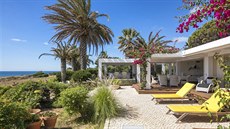 Largo da Republica, Algarve, Luz, Portugalsko. Vila u moře je na prodej za 2,15... Largo da Republica, Algarve, Luz, Portugalsko. Vila u moře je na prodej za 2,15...