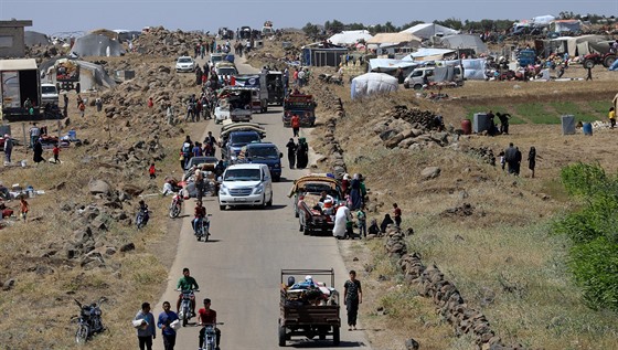 Ped boji v jihosyrské provincii Dará uprchly desetitisíce lidí (29. ervna...