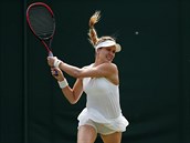 Kanadsk tenistka Eugenie Bouchardov v utkn s Australankou Bartyovou.