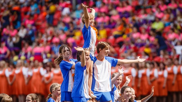 V prask Eden Arn byl 6. ervence 2018 zakonen program hromadnch skladeb v rmci XVI. vesokolskho sletu.