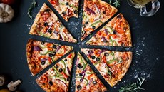 Nejoblíbenějším běžeckým jídlem podle Stravy je pizza. Nejoblíbenějším běžeckým jídlem podle Stravy je pizza.