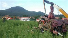Ve Veľkém Šariši na východě Slovenska se zřítil lehký vrtulník, o život v něm... Ve Veľkém Šariši na východě Slovenska se zřítil lehký vrtulník, o život v něm...