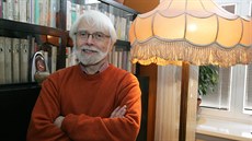 Don Sparling působí na Katedře anglických a amerických studií Filozofické... Don Sparling působí na Katedře anglických a amerických studií Filozofické...