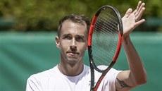 Český tenista Lukáš Rosol na pardubickém Rieter Open. Český tenista Lukáš Rosol na pardubickém Rieter Open.