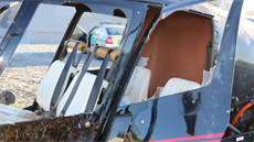 Plzeňští policisté pátrají po pachateli, který zničil sportovní vrtulník. Škoda... Plzeňští policisté pátrají po pachateli, který zničil sportovní vrtulník. Škoda...