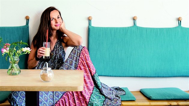 Periferie Cafe není jen kavárna, ale především místem k setkávání. Sousedskou... Periferie Cafe není jen kavárna, ale především místem k setkávání. Sousedskou...