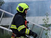 V Podolí shořela budova bývalé školky (14. 7. 2018). V Podolí shořela budova bývalé školky (14. 7. 2018).