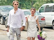 Tatiana Vilhelmová, Vojtěch Dyk, z veletrhu si nesou audioknihy pro syna,... Tatiana Vilhelmová, Vojtěch Dyk, z veletrhu si nesou audioknihy pro syna,...
