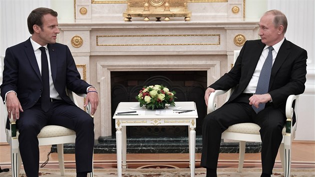 Rusk prezident Vladimir Putin se v Moskv setkal s francouzskm prezidentem Emmanuelem Macronem (15. ervence 2018)