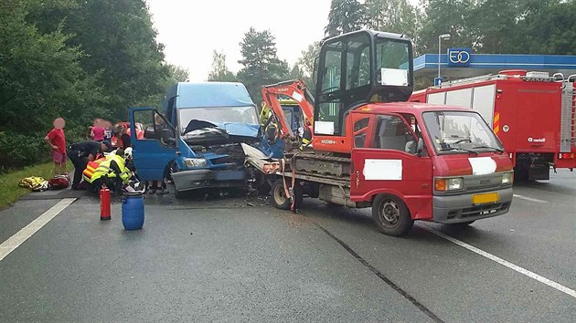 Nehoda se stala po pt hodin odpoledn na zatku katastru Lzn Bohdane.