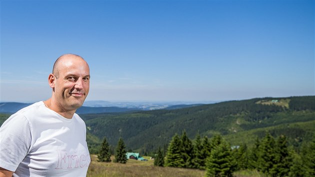 Karel Polvka provozuje nov Friesovy boudy v Krkonoch.