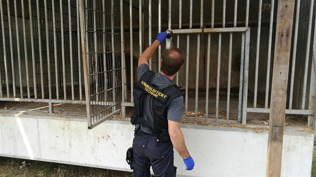 Ze zsahu veterin a policie v bioparku (16. 7. 2018)