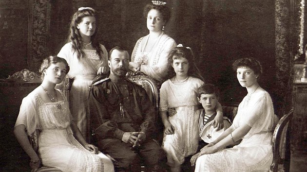 Ped 100 lety byla zavradna carská rodina Romanovc