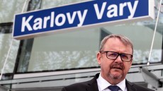 Ministr dopravy Dan Ťok při slavnostním otevření nové výpravní budovy... Ministr dopravy Dan Ťok při slavnostním otevření nové výpravní budovy...