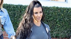 Ikonický úes rebelky Kim Kardashianové se v lét hodí pro vechny...