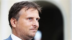 Nový ministr spravedlnosti Jan Kněžínek na Pražském hradě. (10. července 2018) Nový ministr spravedlnosti Jan Kněžínek na Pražském hradě. (10. července 2018)
