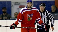 Stejně jako jeho otec hraje i Libor Zábranský mladší za reprezentaci. Její dres... Stejně jako jeho otec hraje i Libor Zábranský mladší za reprezentaci. Její dres...
