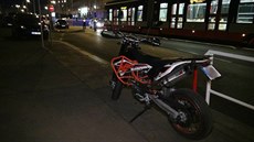 Staršího muže srazila v Praze 4 motorka. Nehodu nepřežil. (16.7.2018) Staršího muže srazila v Praze 4 motorka. Nehodu nepřežil. (16.7.2018)