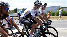 Britský cyklista Chris Froome (uprosted) bhem 6. etapy Tour de France.