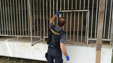 Ze zásahu veteriná a policie v bioparku (16. 7. 2018)