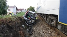 Tragická nehoda na Domažlicku. Ve Staňkově se střetlo osobní vozidlo s vlakem.... Tragická nehoda na Domažlicku. Ve Staňkově se střetlo osobní vozidlo s vlakem....