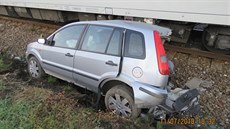 Tragická nehoda na Domažlicku. Ve Staňkově se střetlo osobní vozidlo s vlakem.... Tragická nehoda na Domažlicku. Ve Staňkově se střetlo osobní vozidlo s vlakem....