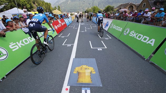 JAKO FORMULE 1. Po vzoru motoristických závodů odstartovali cyklisté do... JAKO FORMULE 1. Po vzoru motoristických závodů odstartovali cyklisté do...
