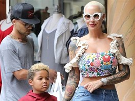 Amber Rose se synem Sebastianem Taylorem.