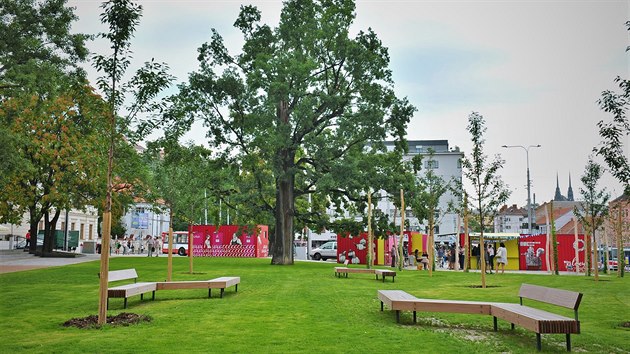 Nov oteven park na Mendlov nmst v Brn.